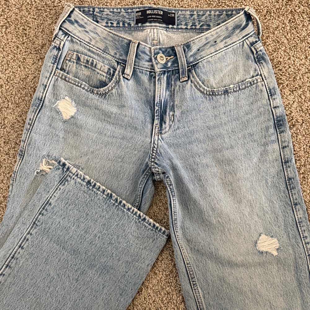 Low Rise Baggy Jeans